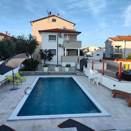 Apartments Ivana With The Pool Rovinjsko Selo Esterno foto