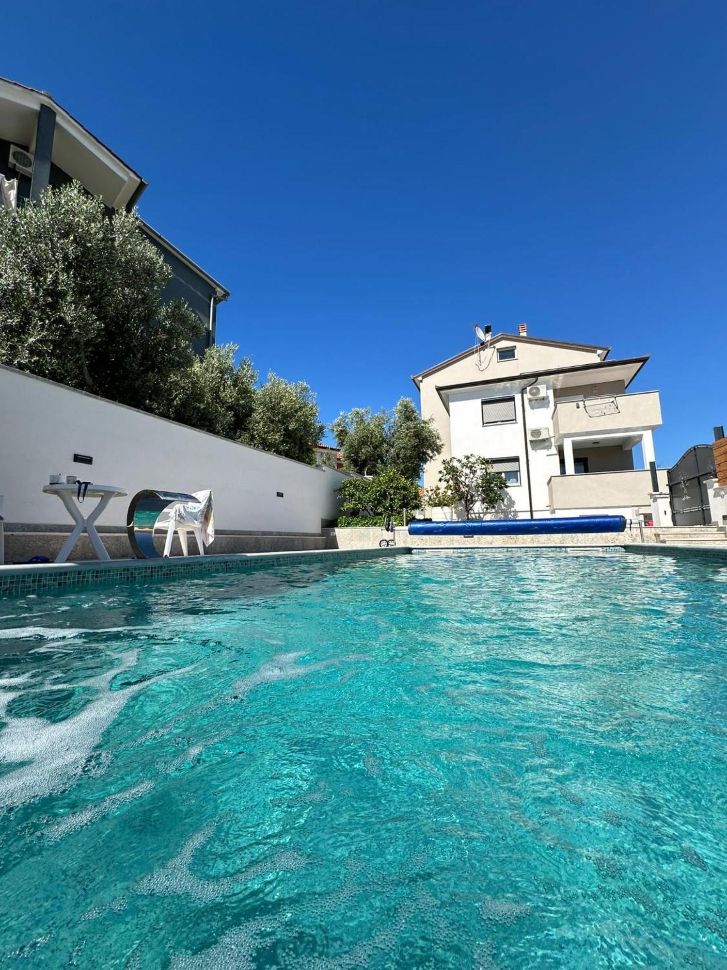 Apartments Ivana With The Pool Rovinjsko Selo Esterno foto